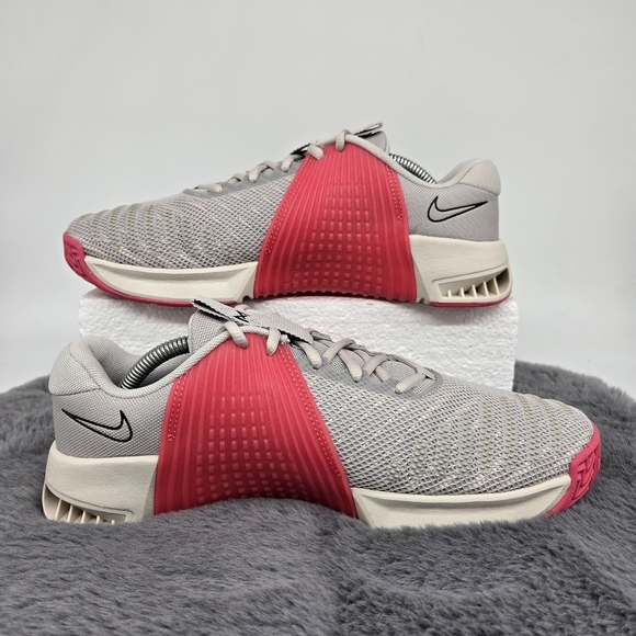 New Nike Metcon 9 Women\'s Workout Shoes Size 10.5